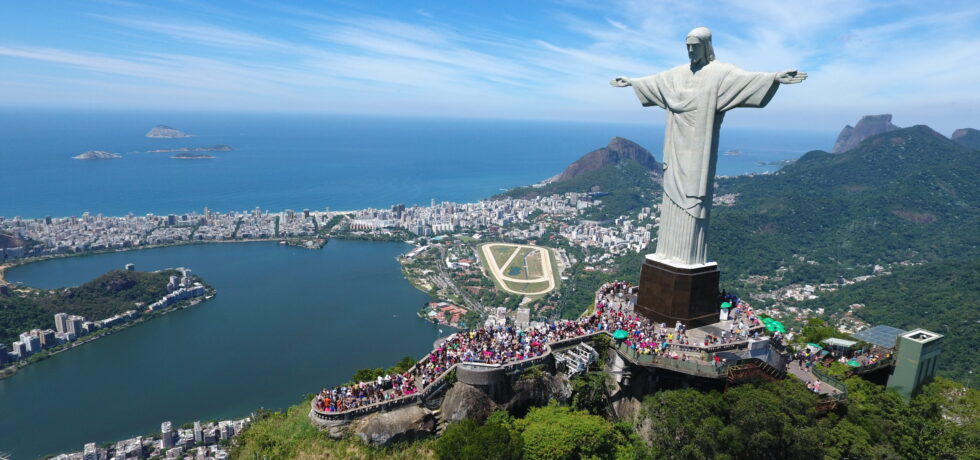 Cristo Redentor + Almoço em Copacabana dia 20 de Novembro 2024 FERIADO